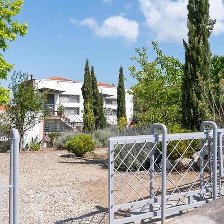 Elpida Maisonette Neos Marmaras